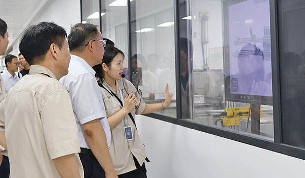 中國船舶集團有限公司第七一三研究所所長龐國華一行至中鋼國檢開展技術(shù)交流活動